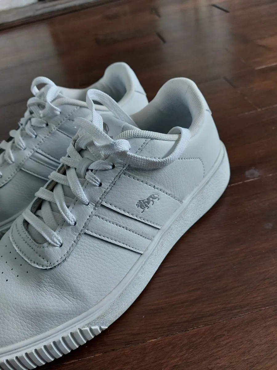 Lonsdale trainers size 6 - Image 2