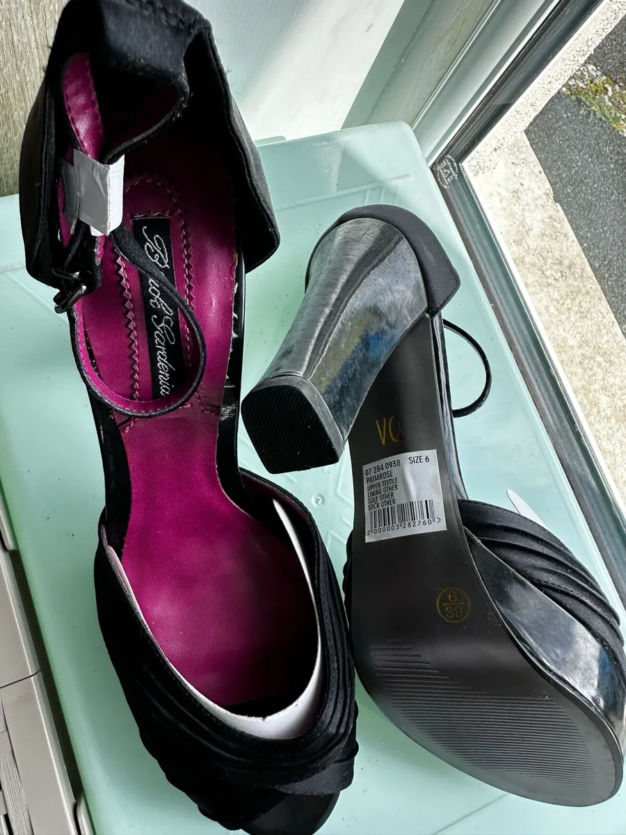 Ladies shoes size 6 - Image 4