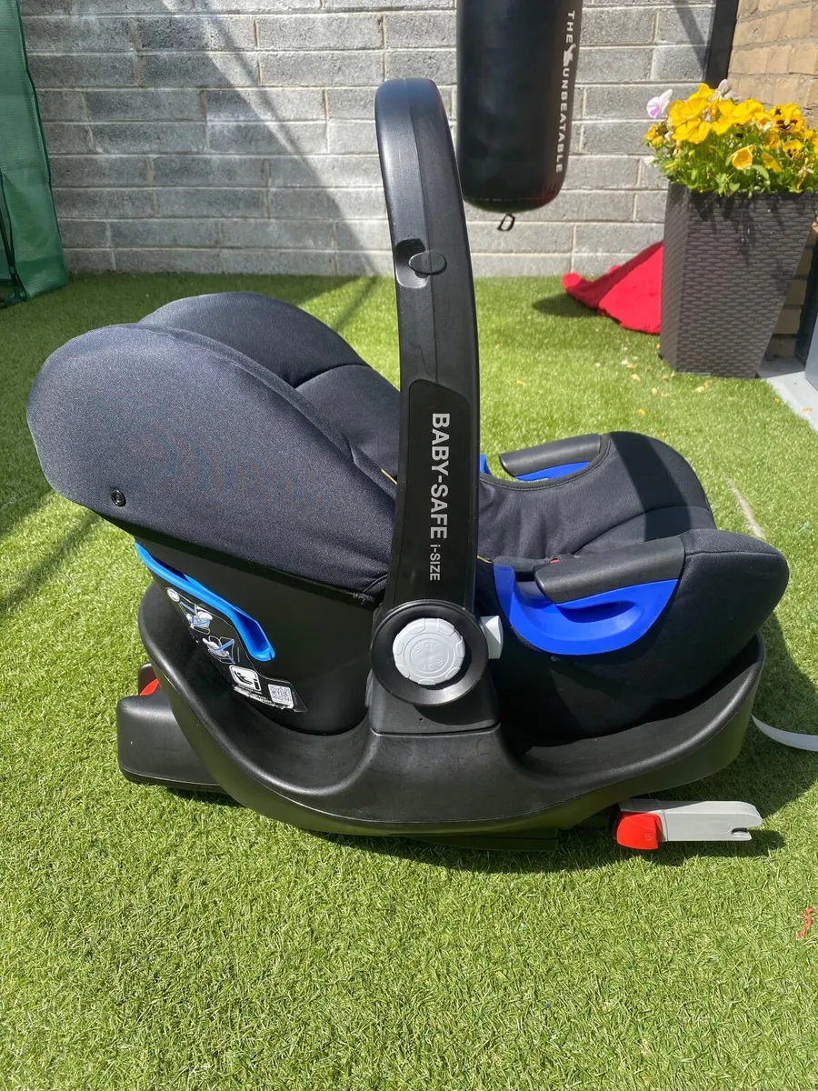 Car seat - Image 2