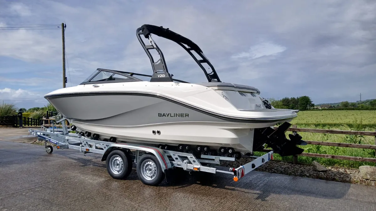 ✅Bayliner V20i - Image 1