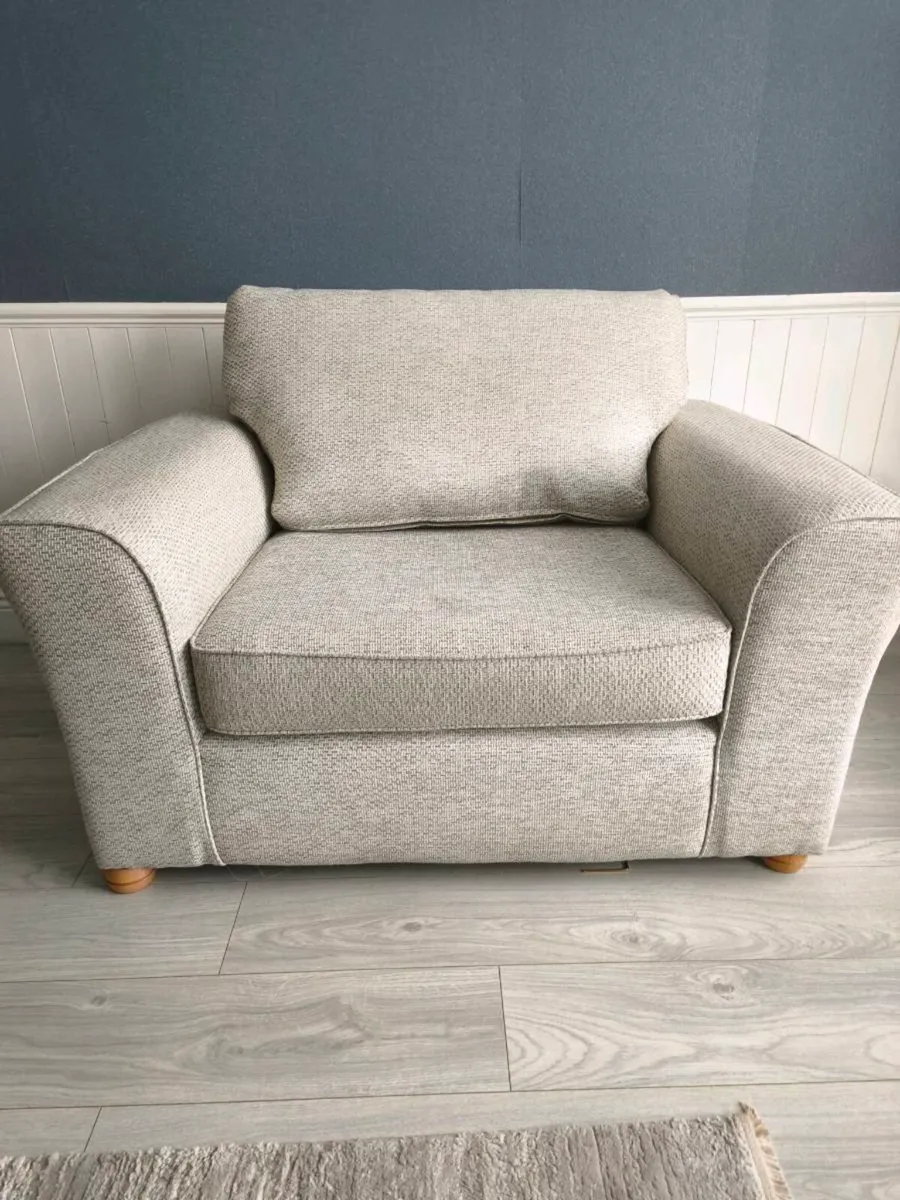 Cuddler sofa chair - Image 4