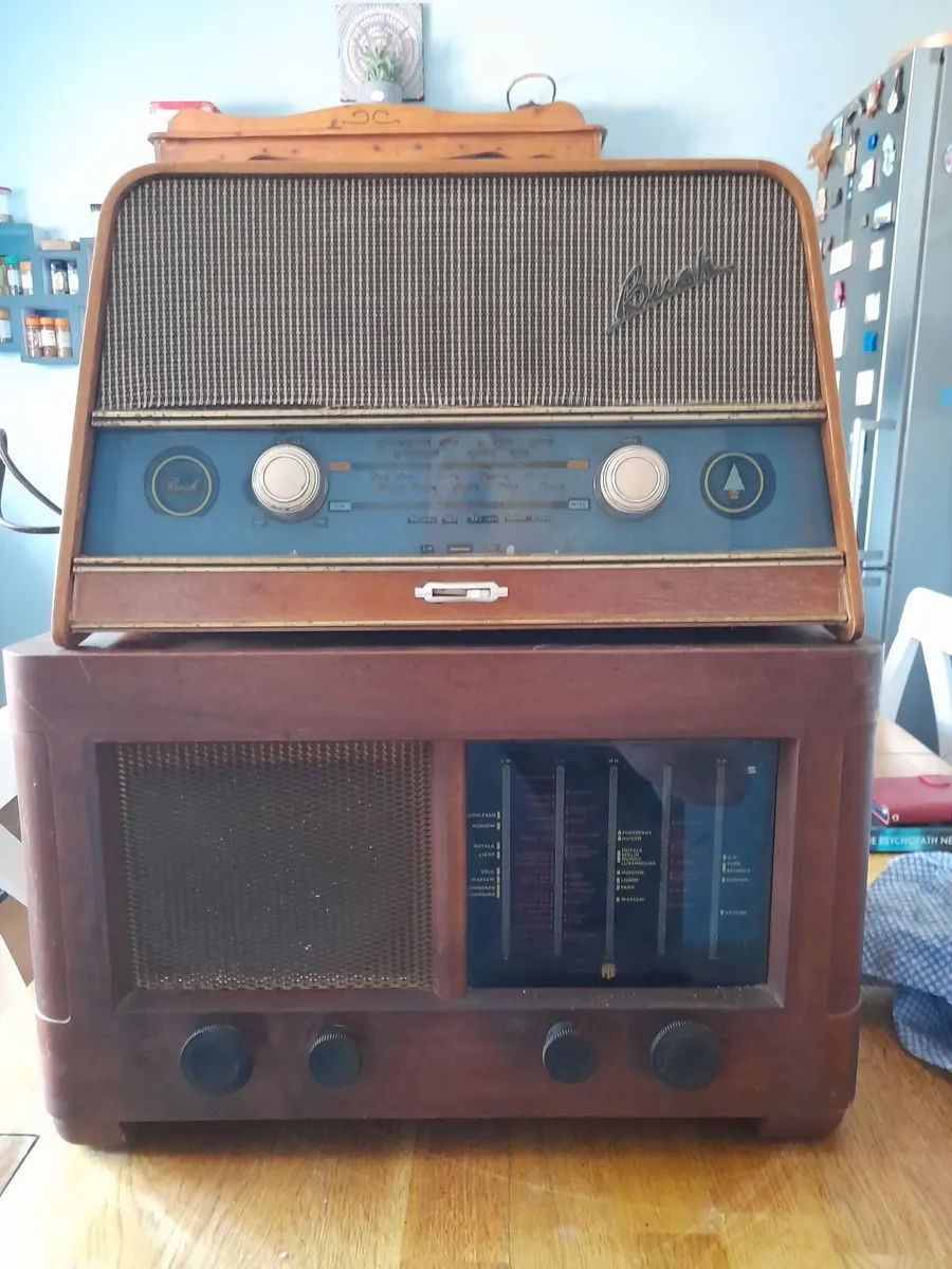 Old Valve Radios €50 each - Image 1