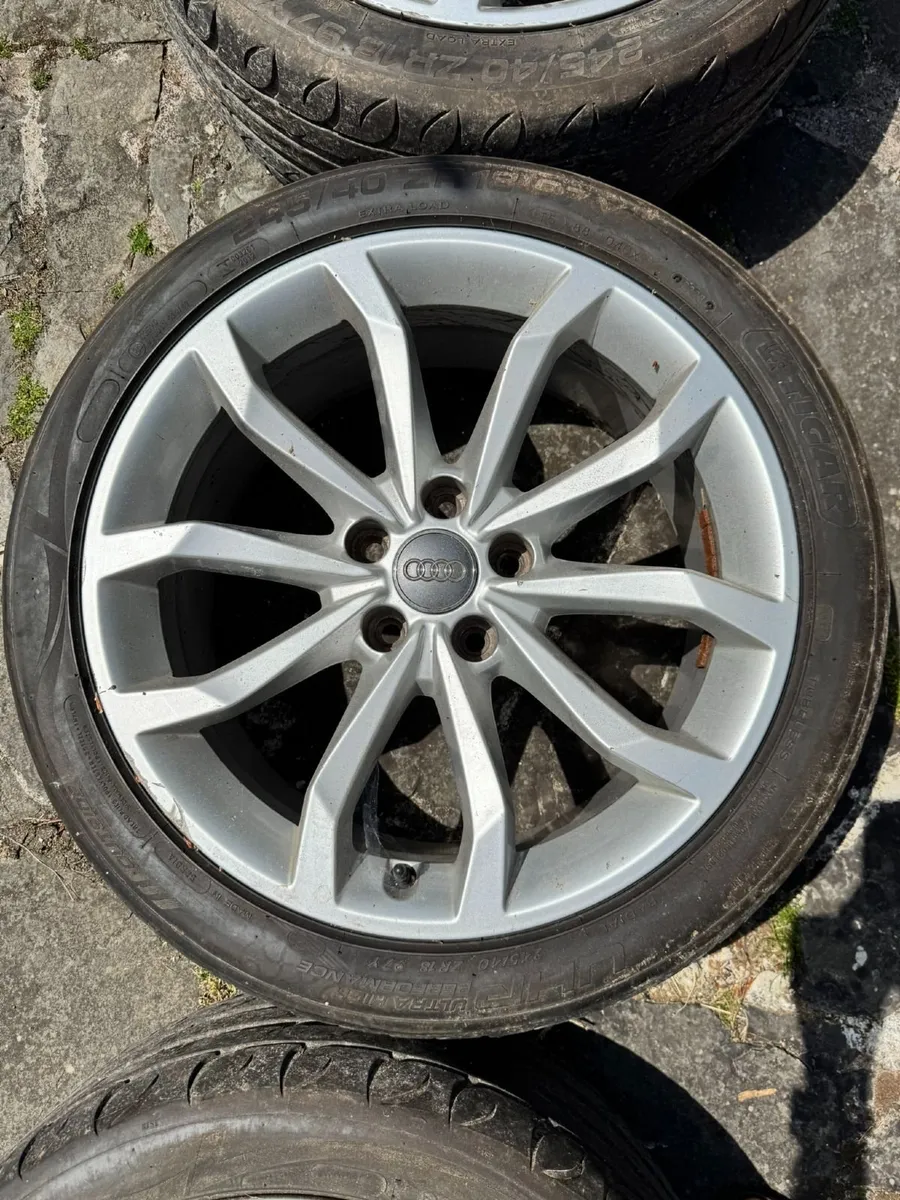 Audi S4/A4 Genuine OEM 18 inch alloys x4 8W0601025 - Image 2