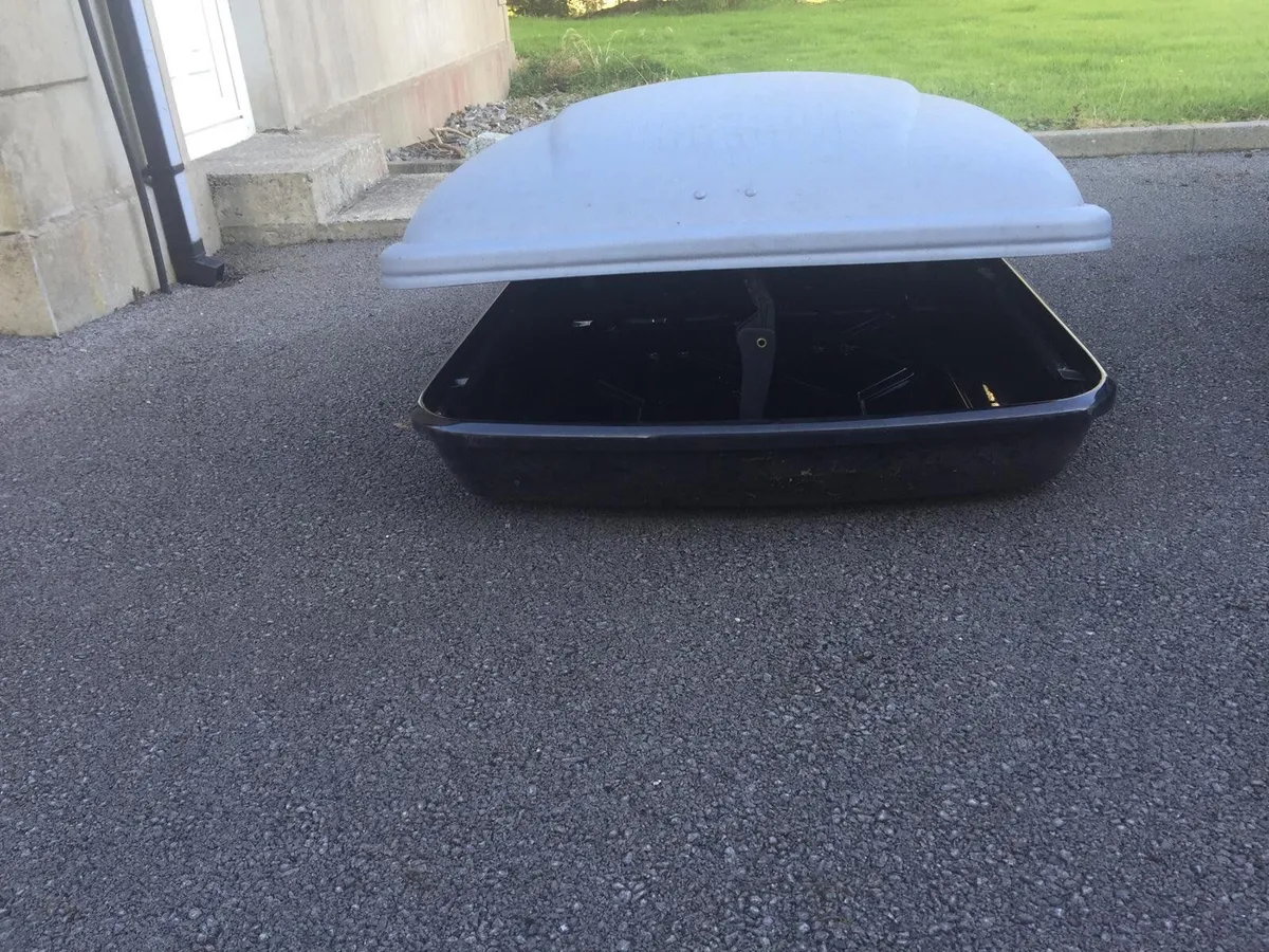 Roof box genuine Land Rover - Image 1