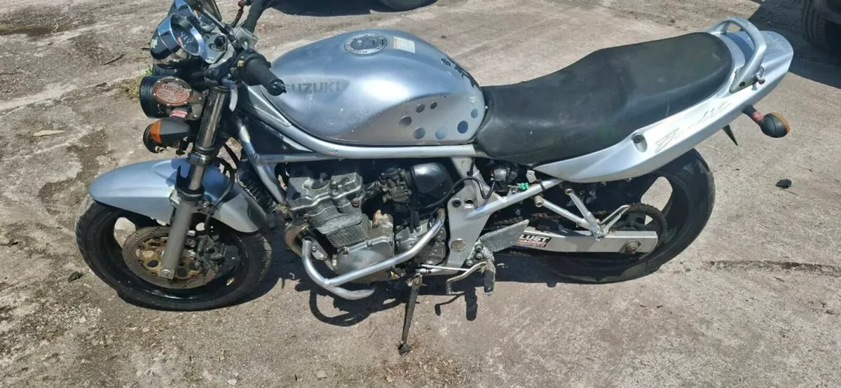 2005 bandit 600cc (parts or repair) - Image 2