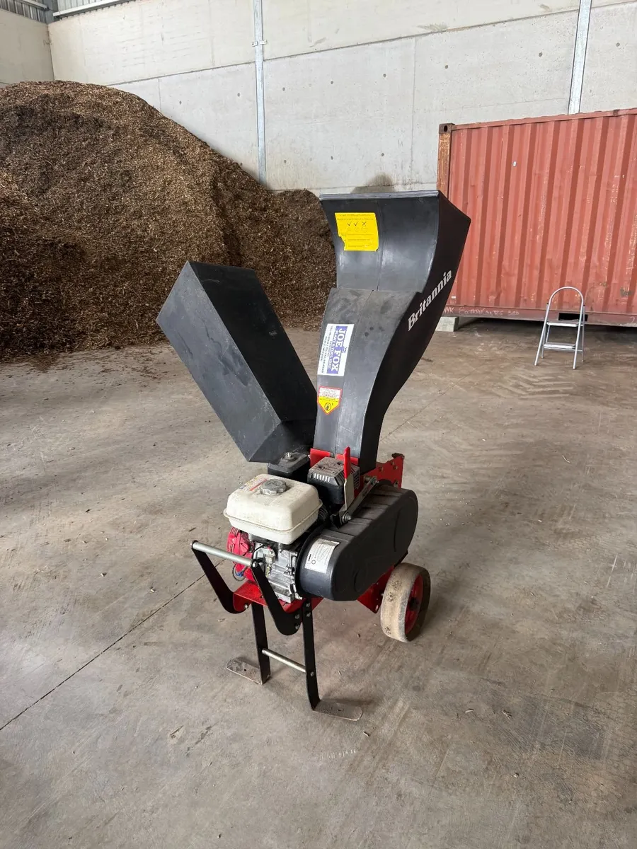 Garden Waste Shredder - Image 2