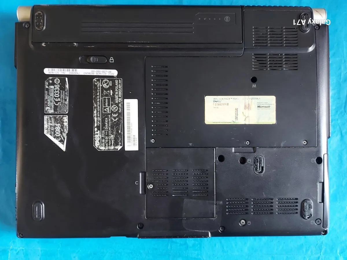 DELL Laptop XPS M1330, Windows 7, 4GB Ram, 300GB - Image 4