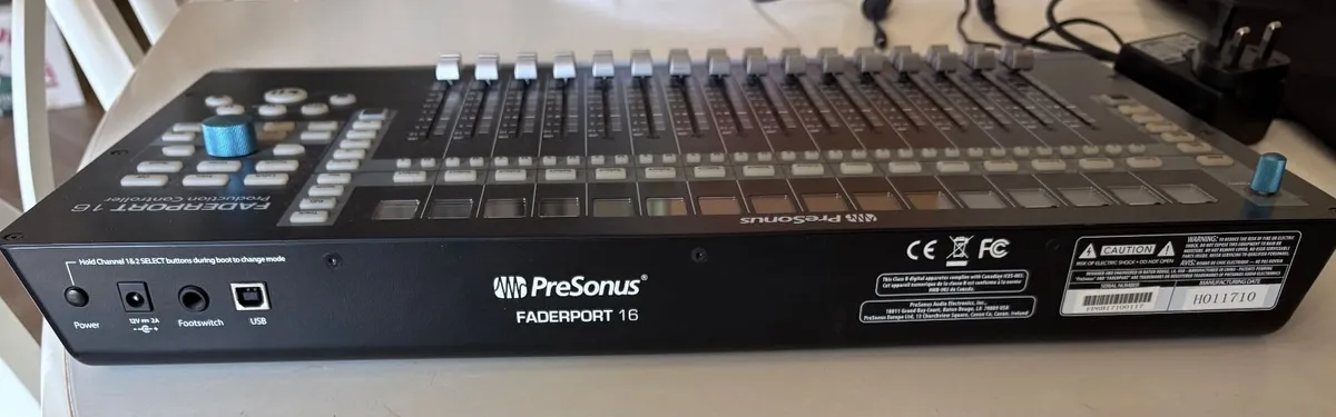 Presonus Faderport 16 - Image 2