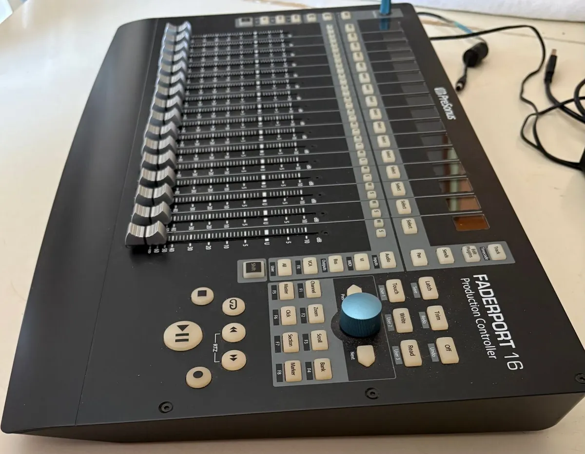 Presonus Faderport 16 - Image 3