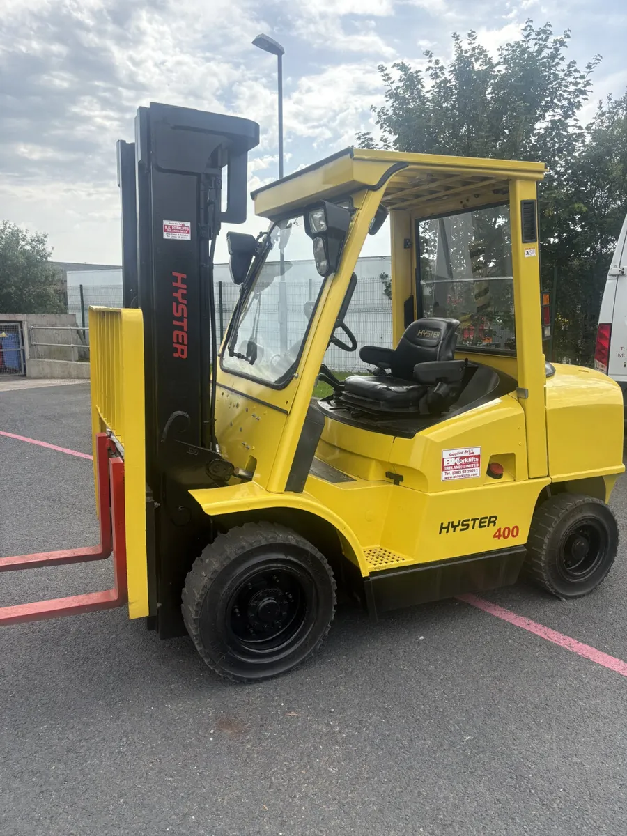 Hyster H4.0XM Forklift - Image 2