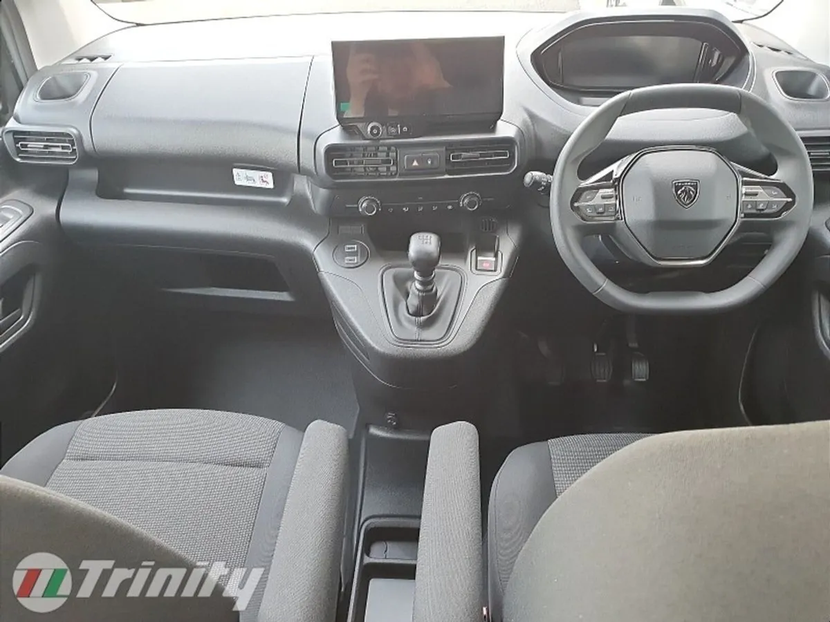 Peugeot Partner ** CREW CAB 5 SEAT ** PRO PLUS 1.5 - Image 2