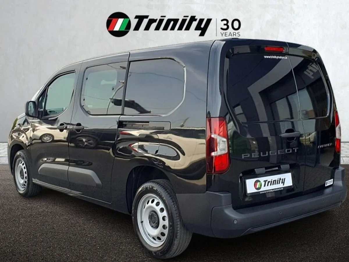 Peugeot Partner ** CREW CAB 5 SEAT ** PRO PLUS 1.5 - Image 3