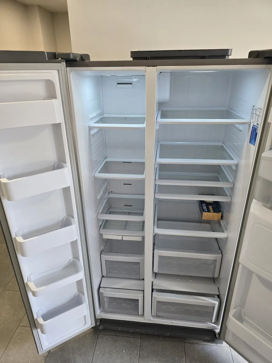 Samsung American Fridge Freezer - Image 3