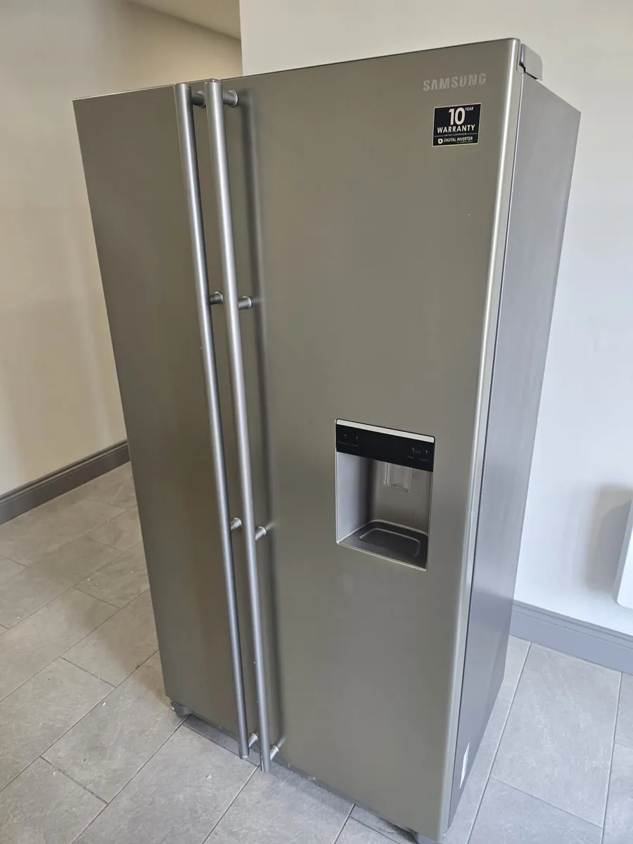 Samsung American Fridge Freezer - Image 2