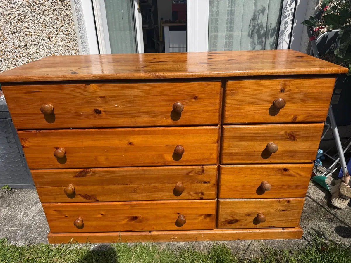 Chest of drawers - Image 1