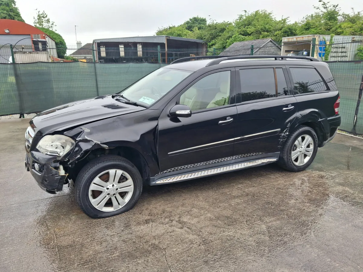 2008 Mercedes GL 320 3.0 Diesel  7 seater  Automat - Image 2