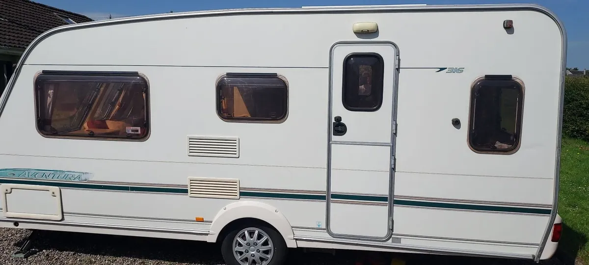 Caravan - Image 1
