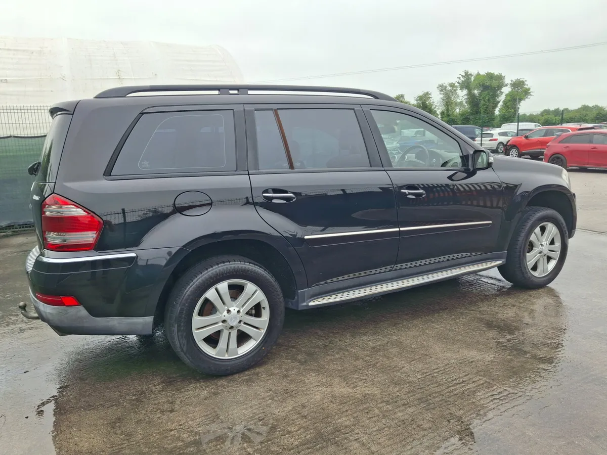2008 Mercedes GL 320 3.0 Diesel  7 seater  Automat - Image 3