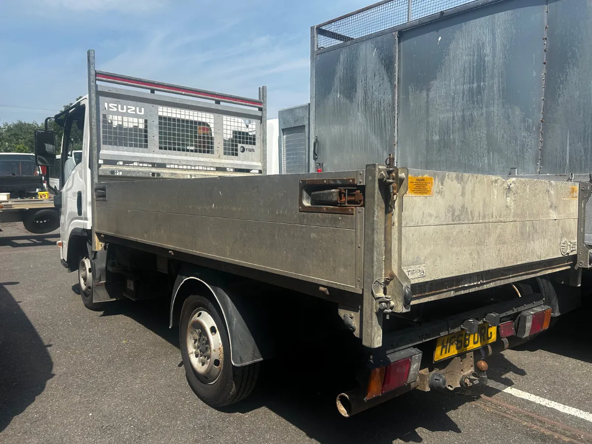 2019 Isuzu Grafter N-SeriesN35.125 Dropside Tipper - Image 4