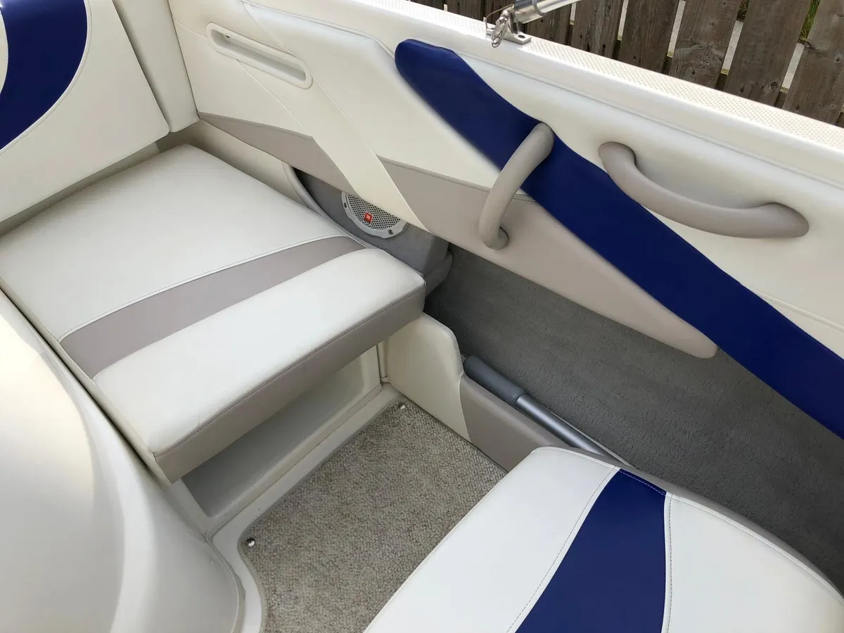Boat for Sale - Maxum 1800 SR3 Speedboat - Image 3