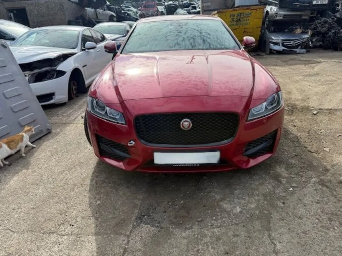 2017 JAGUAR XF 2.0L-D - Image 1