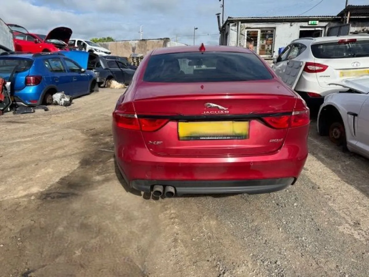 2017 JAGUAR XF 2.0L-D - Image 2