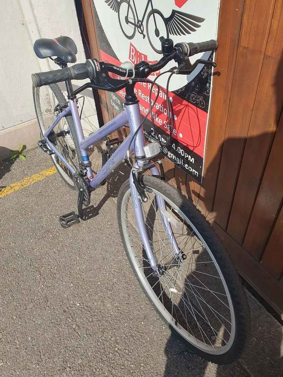 Apollo CX.10s hybrid bike - Image 2