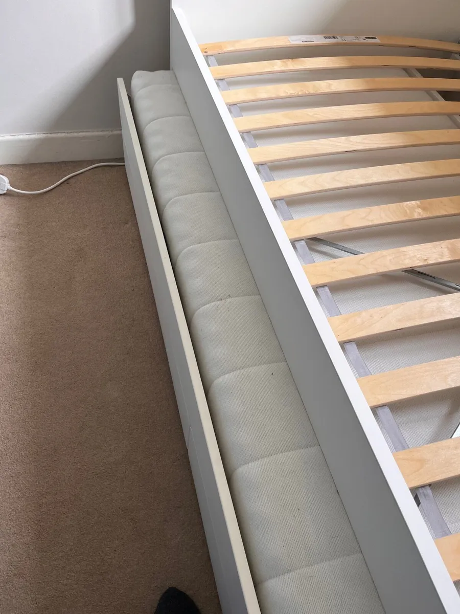 Bed with guest bed and storage - Image 4