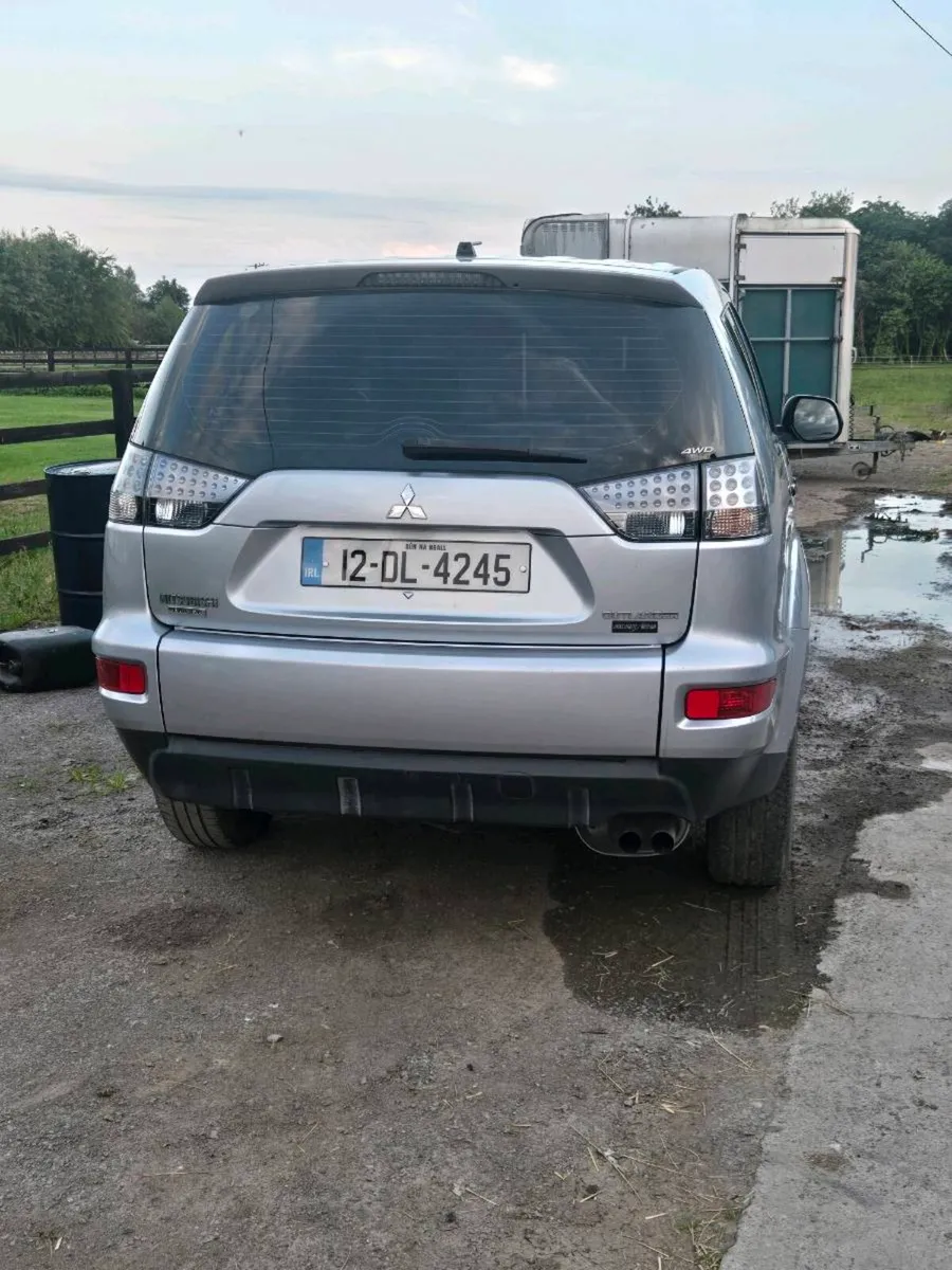 Mitsubishi Outlander 2012 - Image 3