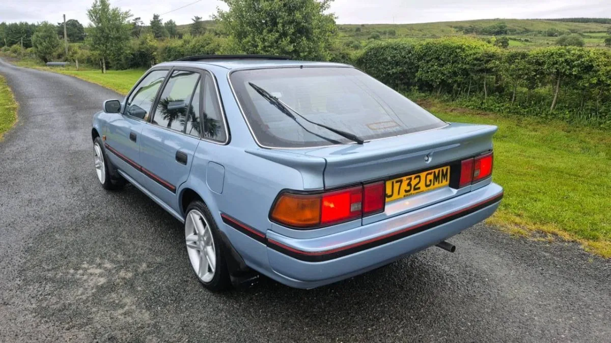 Toyota Carina 2 - Image 4