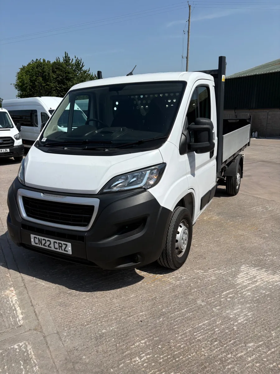2022 Peugeot Boxer Tipper low miles Finance Arrang - Image 4