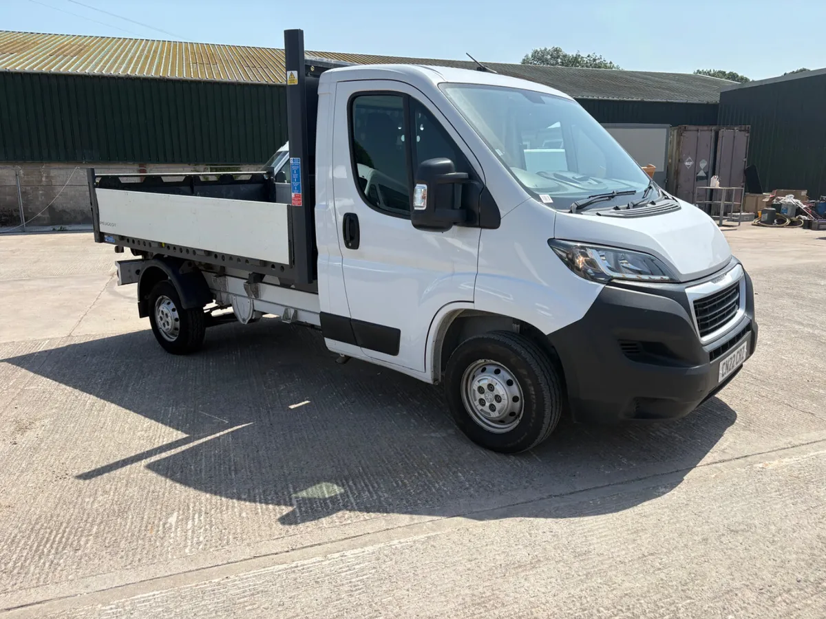 2022 Peugeot Boxer Tipper low miles Finance Arrang - Image 2