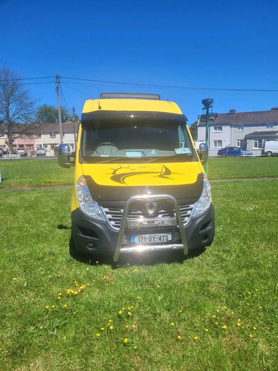 171 Renault Master 4 berth campervan - Image 3