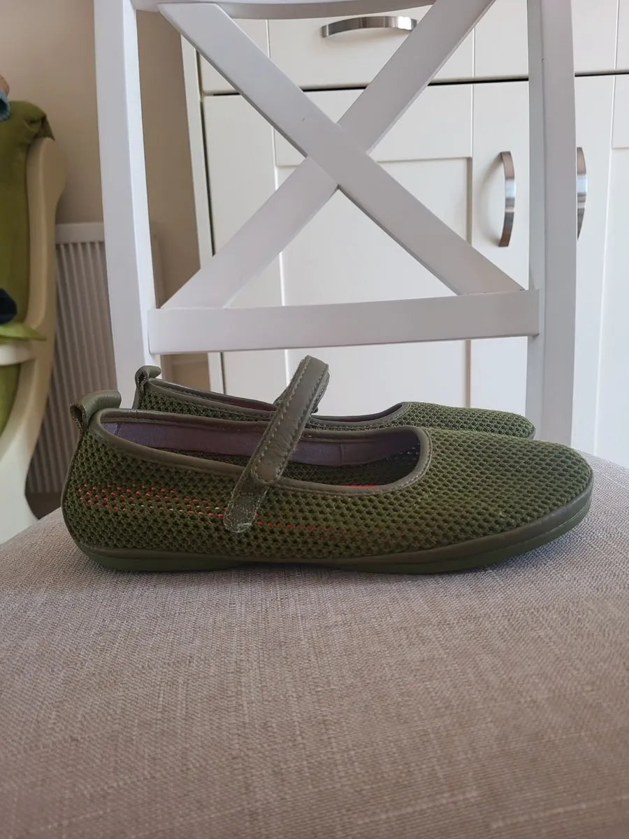 Camper Green Mary Jane Shoes – Size 38 - Image 1
