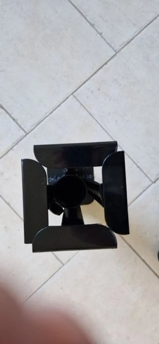 BRAND NEW Parasol Base Stand. Foldable. Metal - Image 3