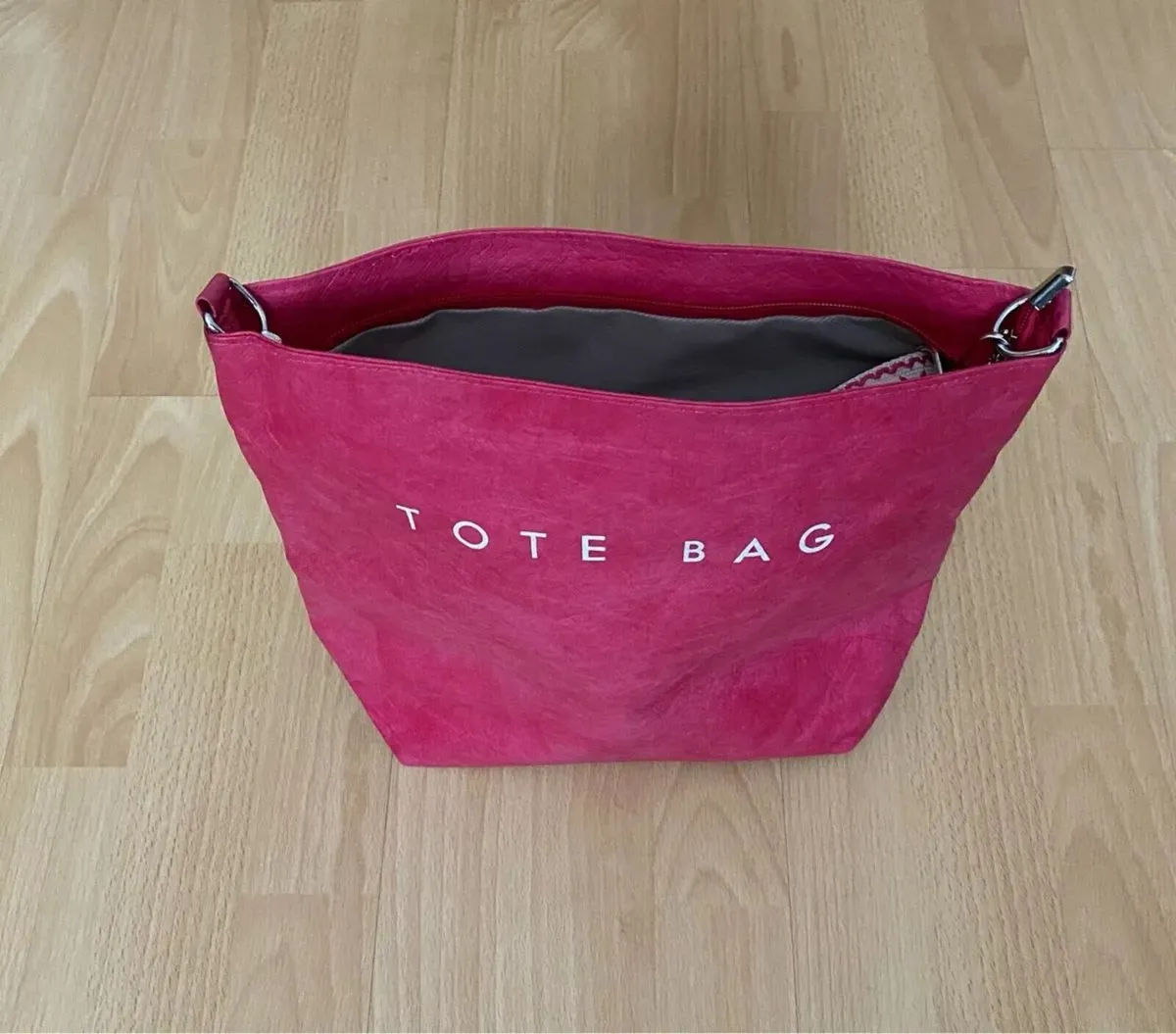NEW Pink Tote Bag with Adjustable Shoulder Strap - Image 1