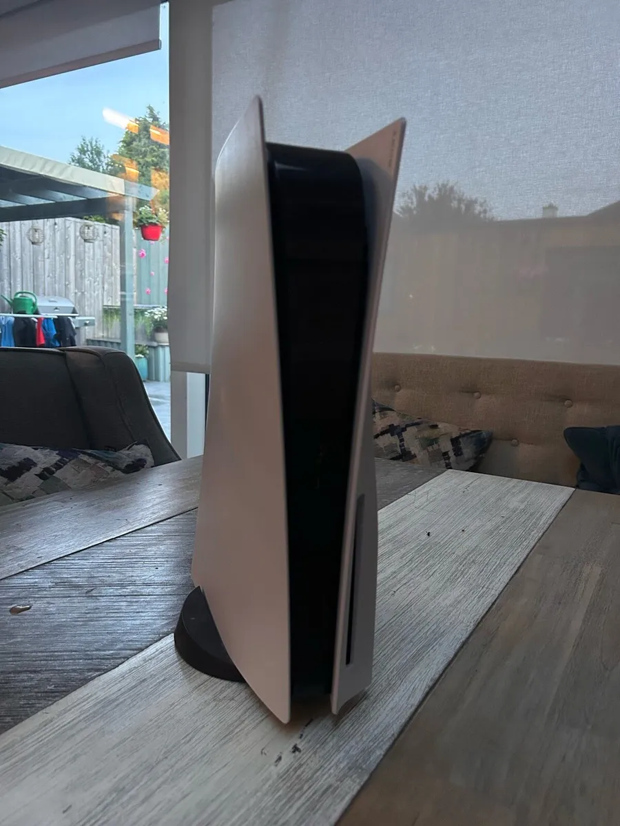 PlayStation 5 - Image 1