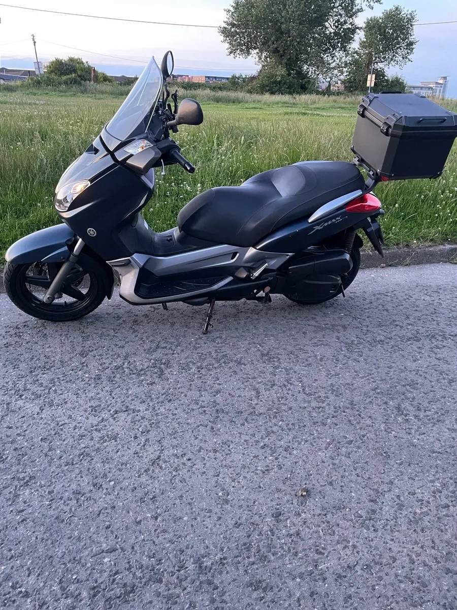 Yamaha X max - Image 1