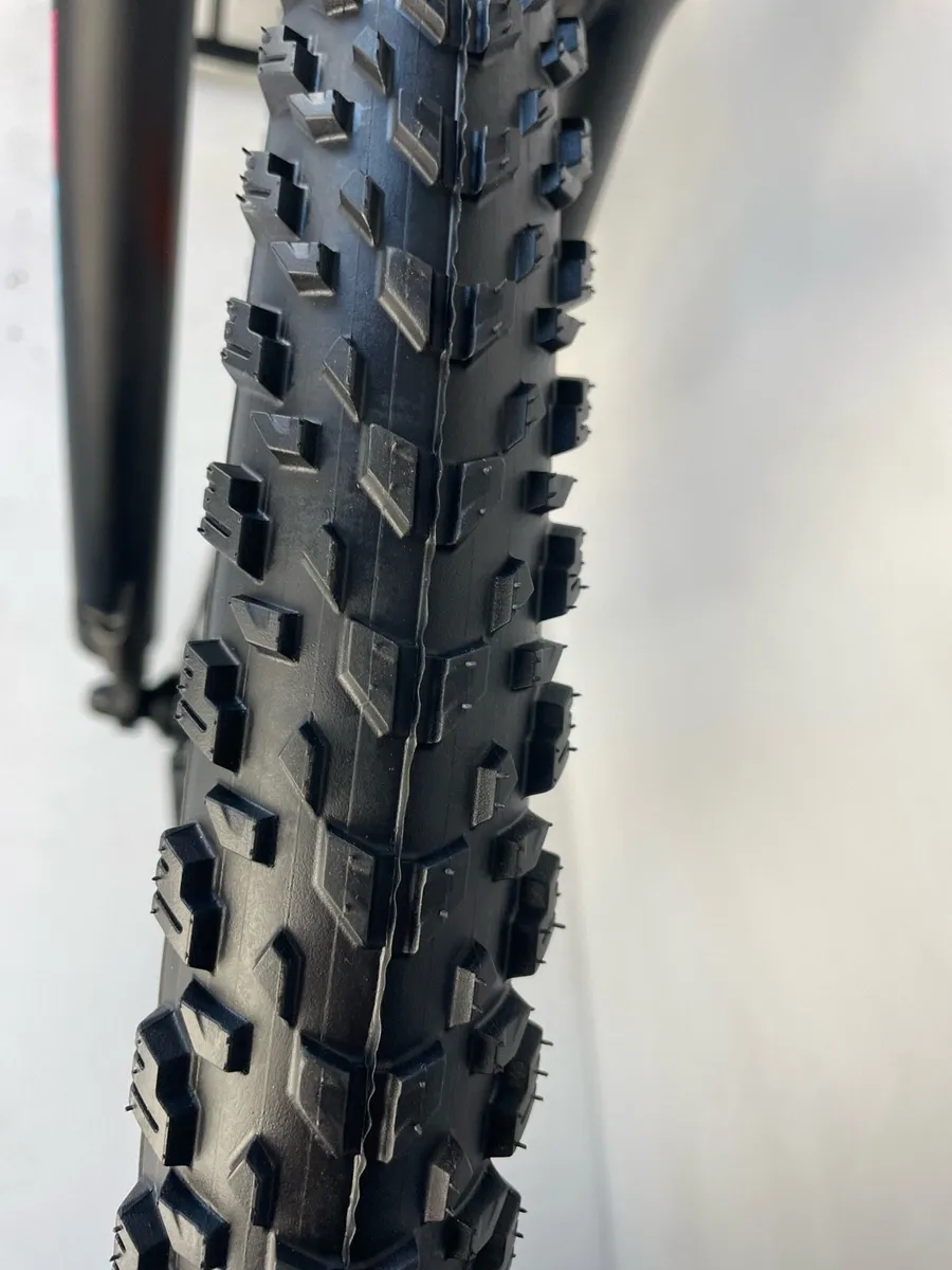 New KROSS Lea 8.0 - Image 4