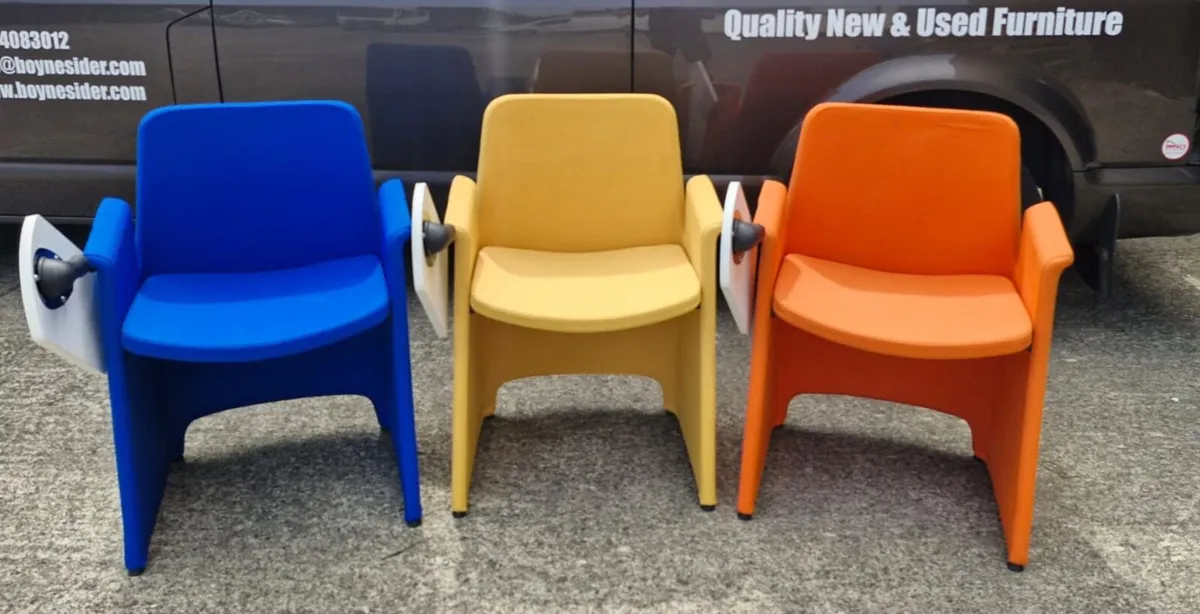 Mira Milani lecture chairs - Image 1