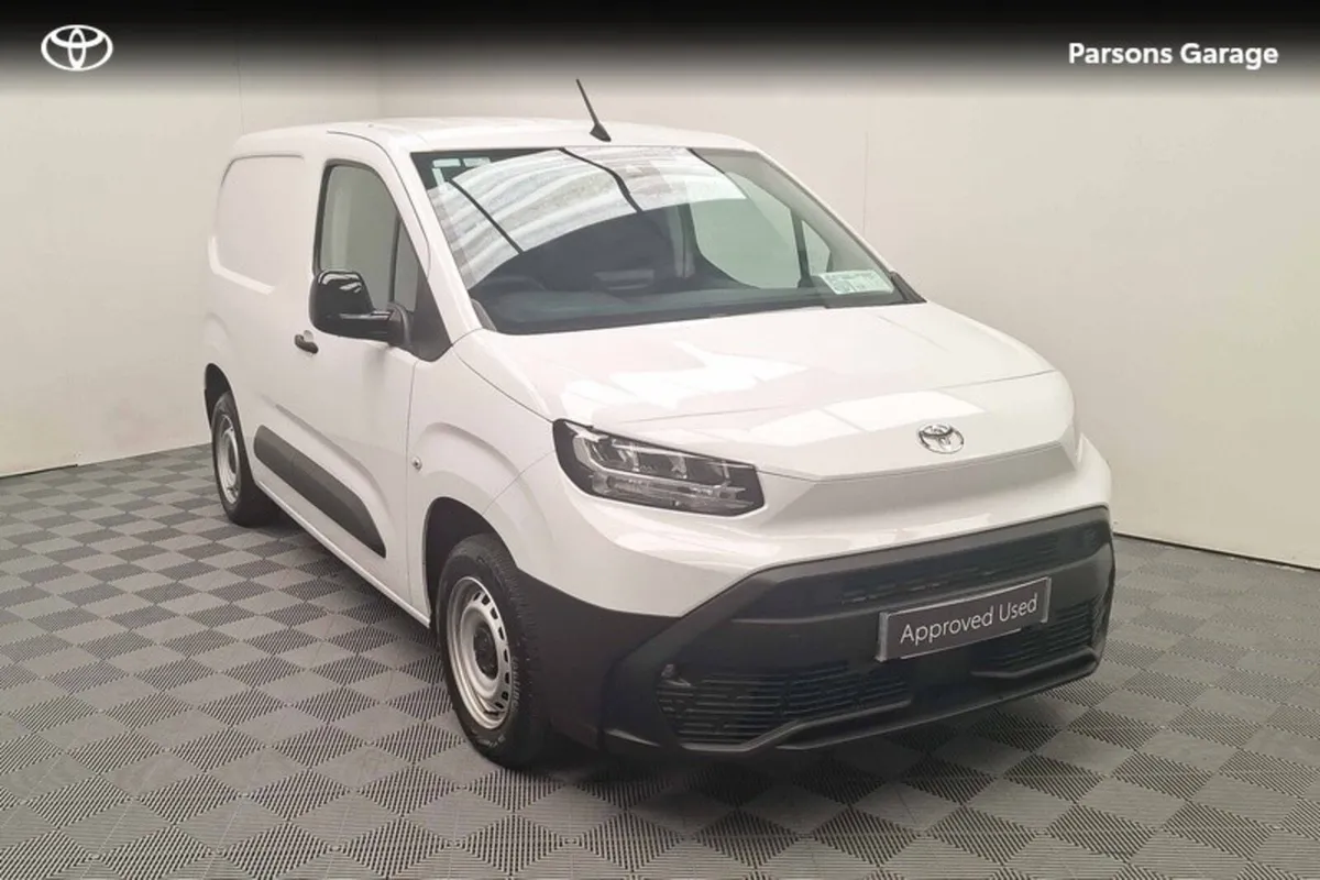 Toyota Proace City CITY 1.5 GX SWB 650KG - Image 1