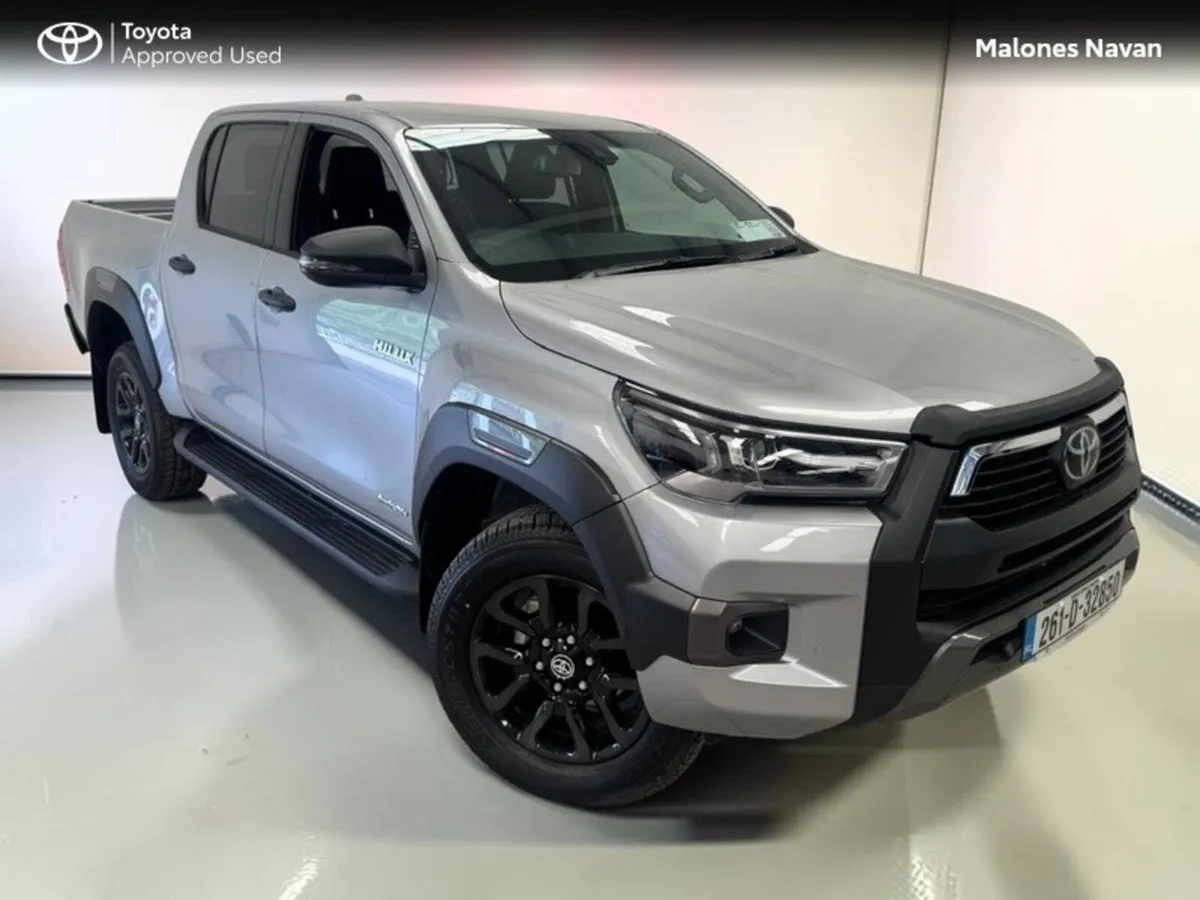 Toyota Hilux Hilux 2.8 MHEV Invincible€51,200 Plus - Image 1