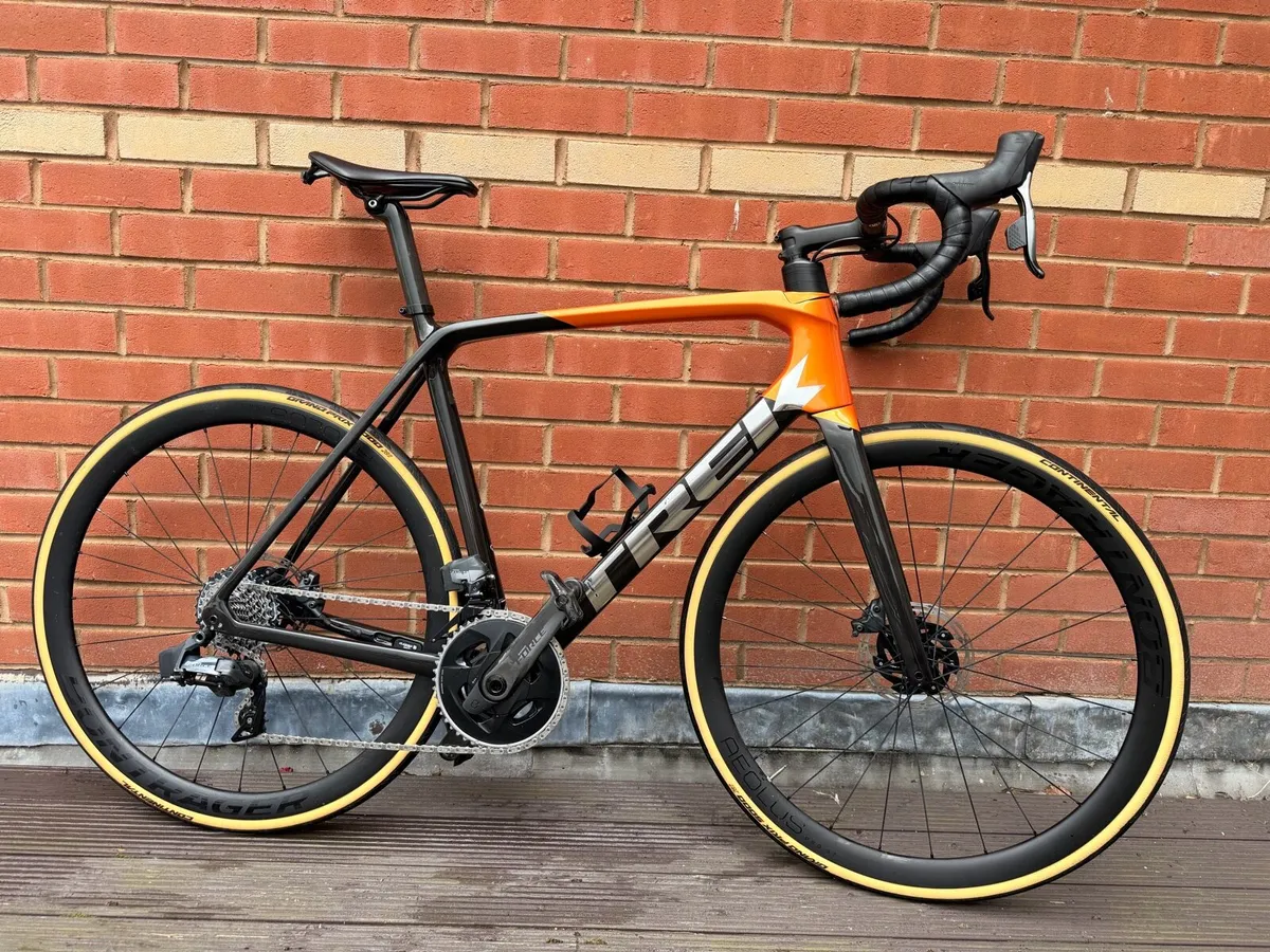 Trek Émonda SL 7 Disc eTap 2022 - Image 1