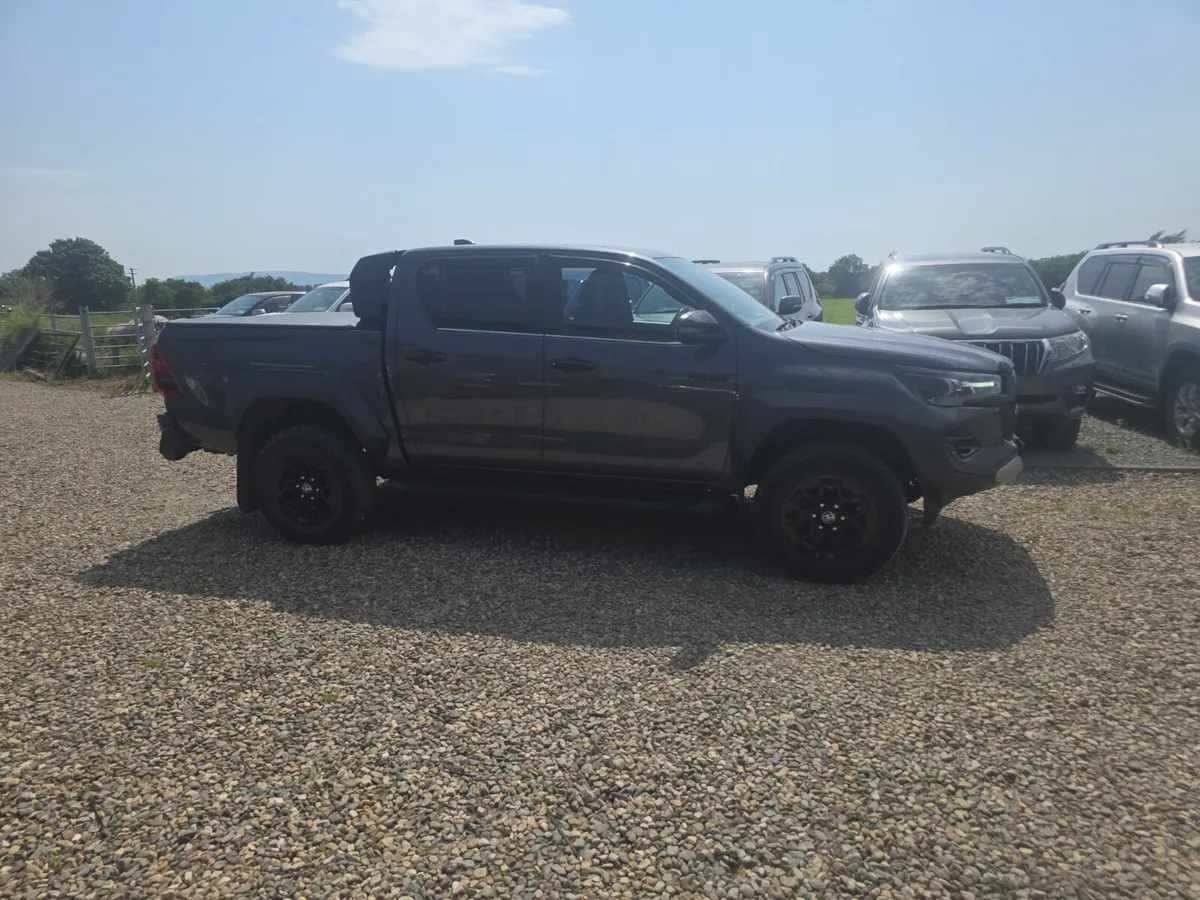 Toyota Hilux GR Sport 2 - Image 4