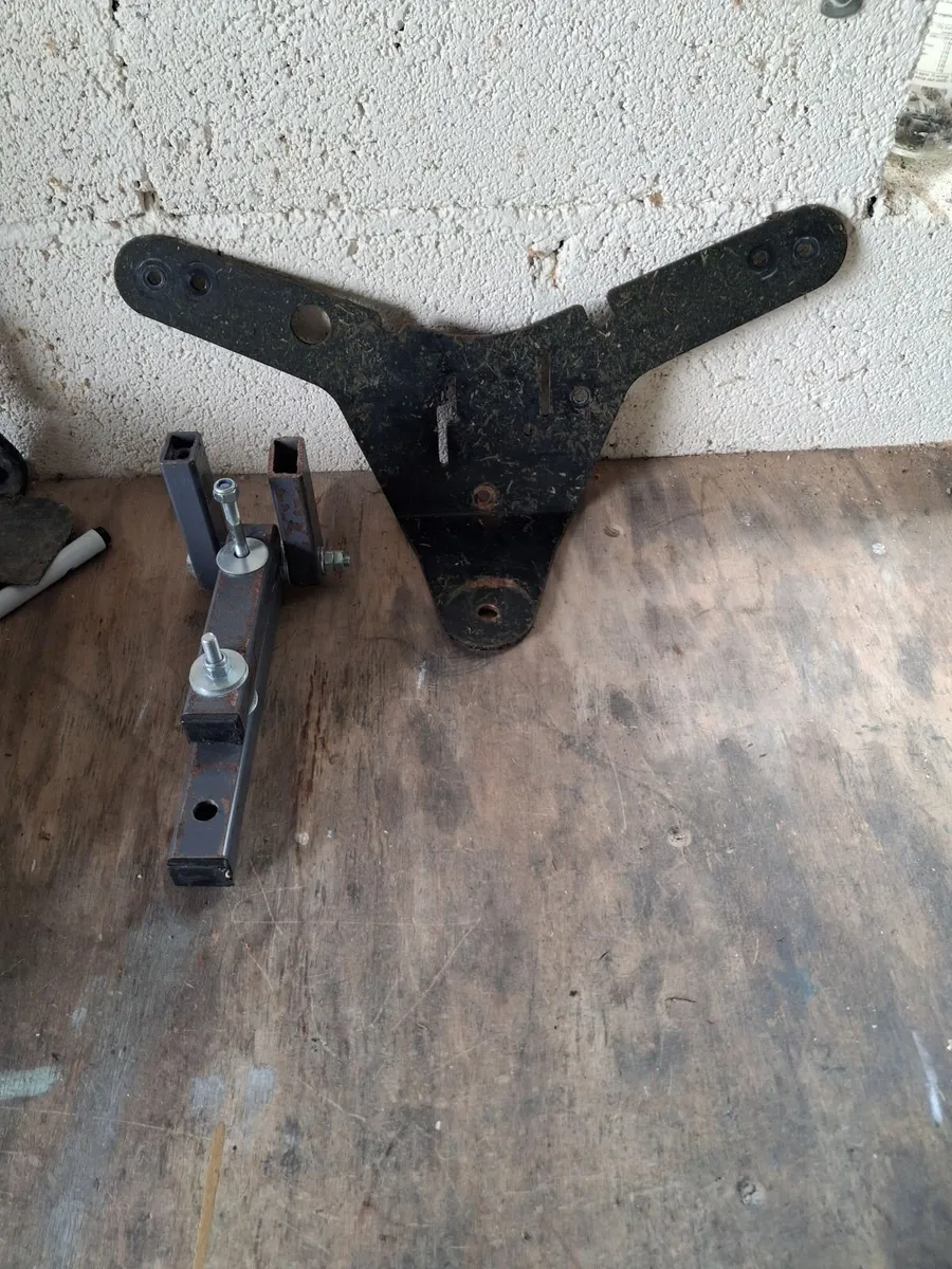 Garden Cart with towing hitch for ride on mower - Image 3