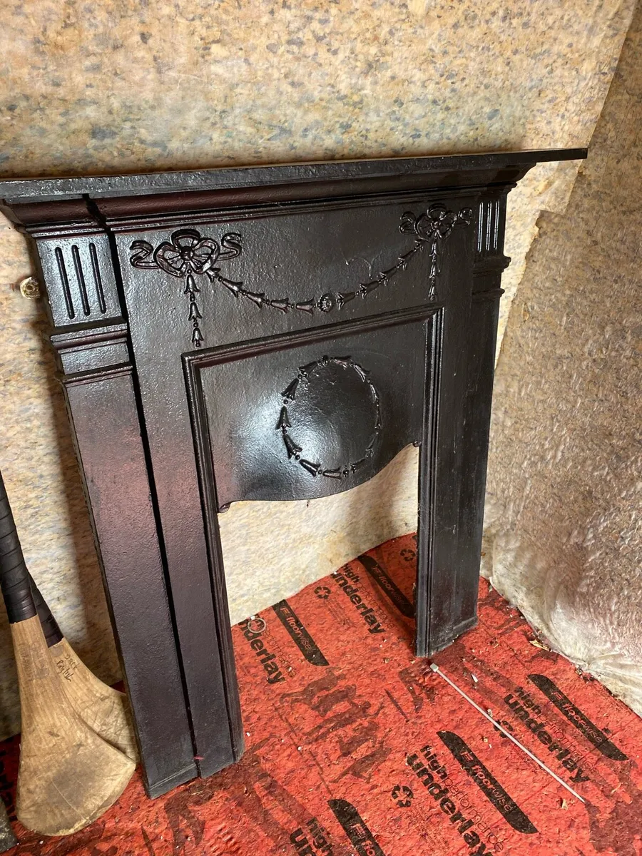 Cast iron fireplace - Image 1
