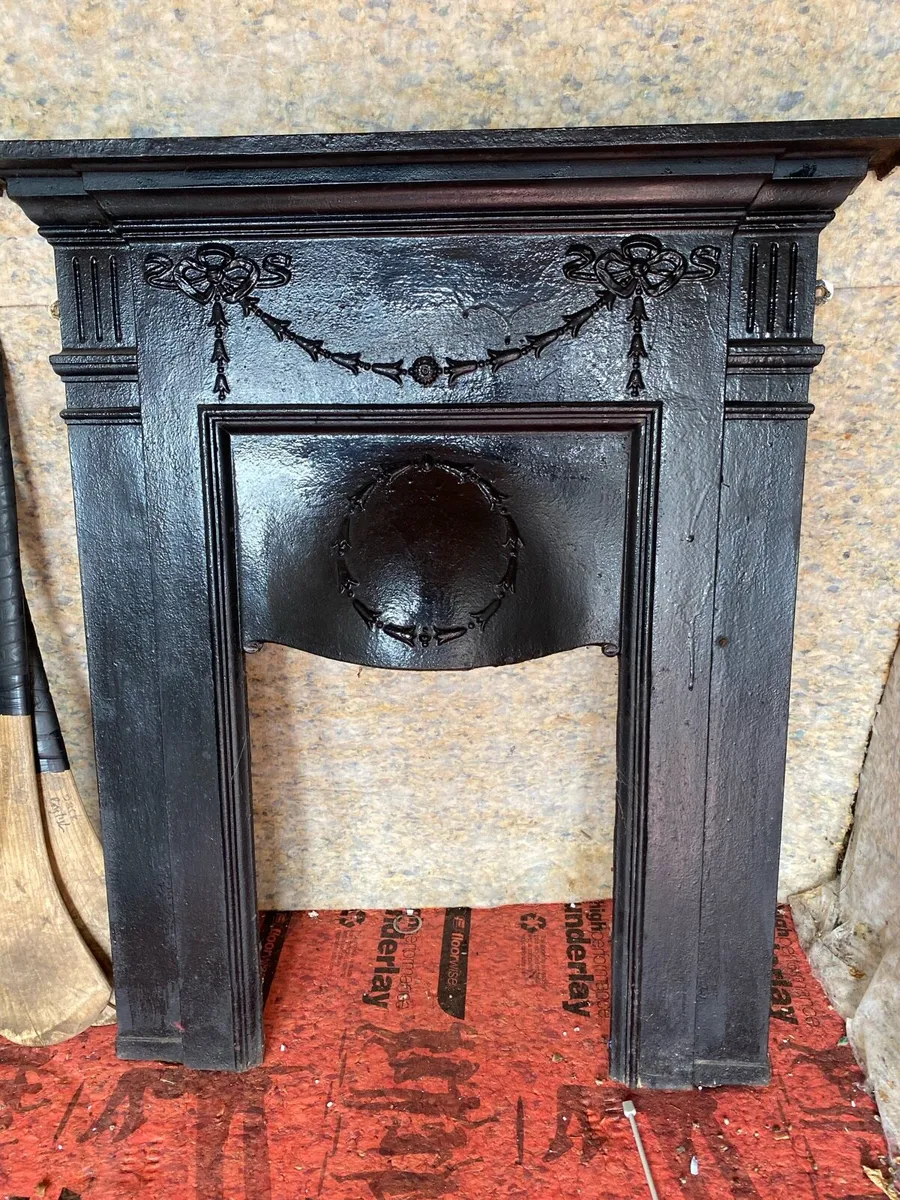 Cast iron fireplace - Image 2
