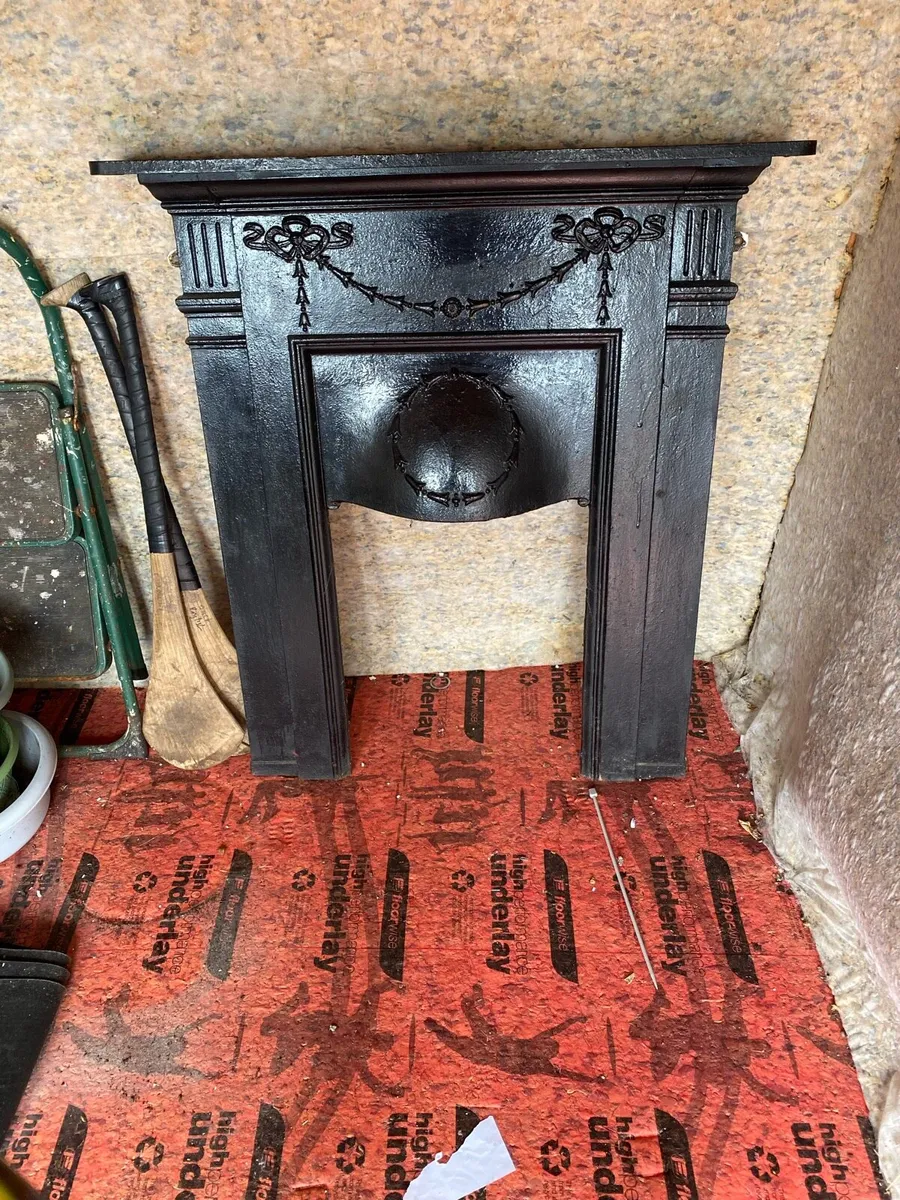 Cast iron fireplace - Image 3