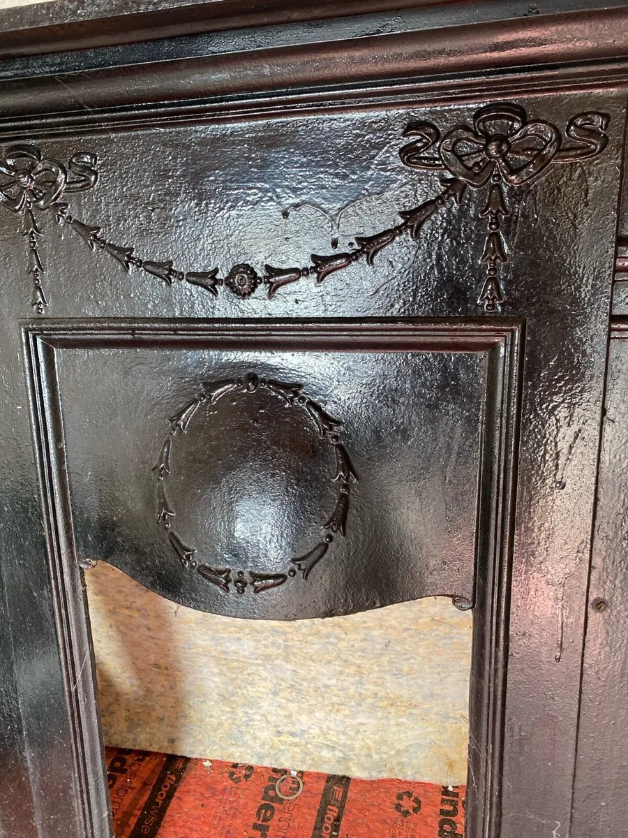 Cast iron fireplace - Image 4