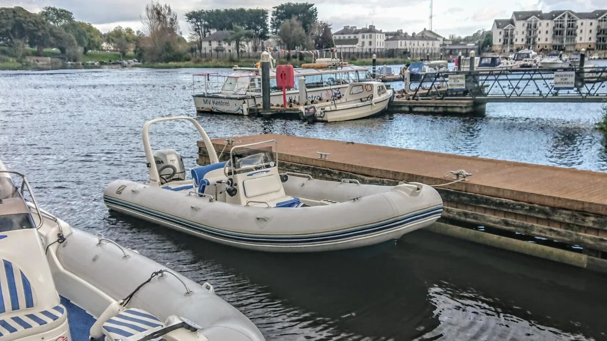 Zodiac Medline 2 Rib - Image 2